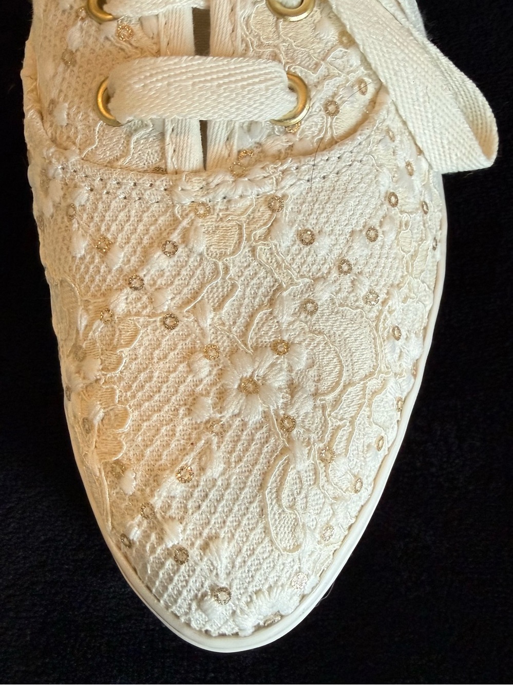 Keds Women's Ivory Lace Platform Sneakers, New, size 9 - Picture 3 of 7